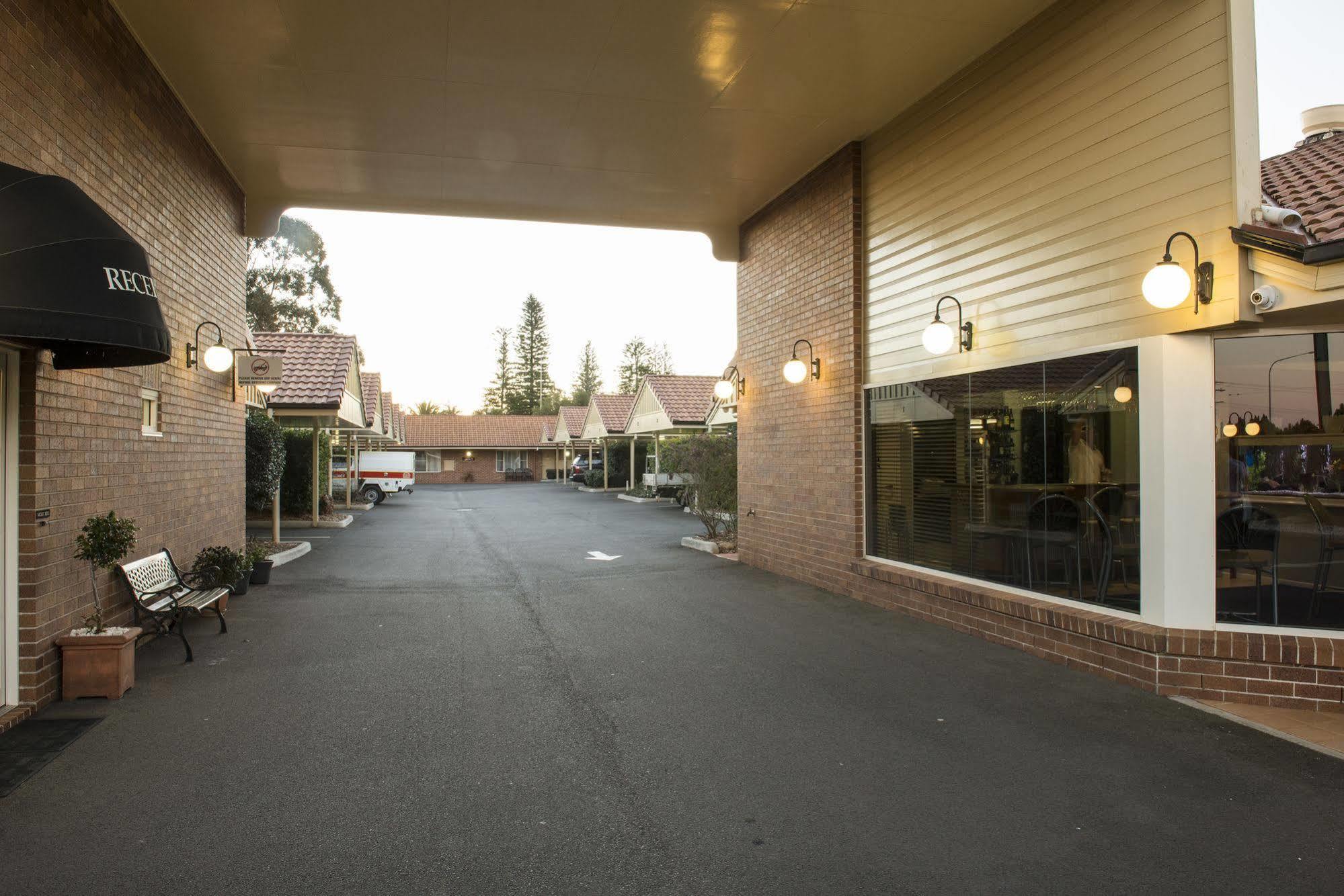 Cotswold Motor Inn Toowoomba Exterior foto